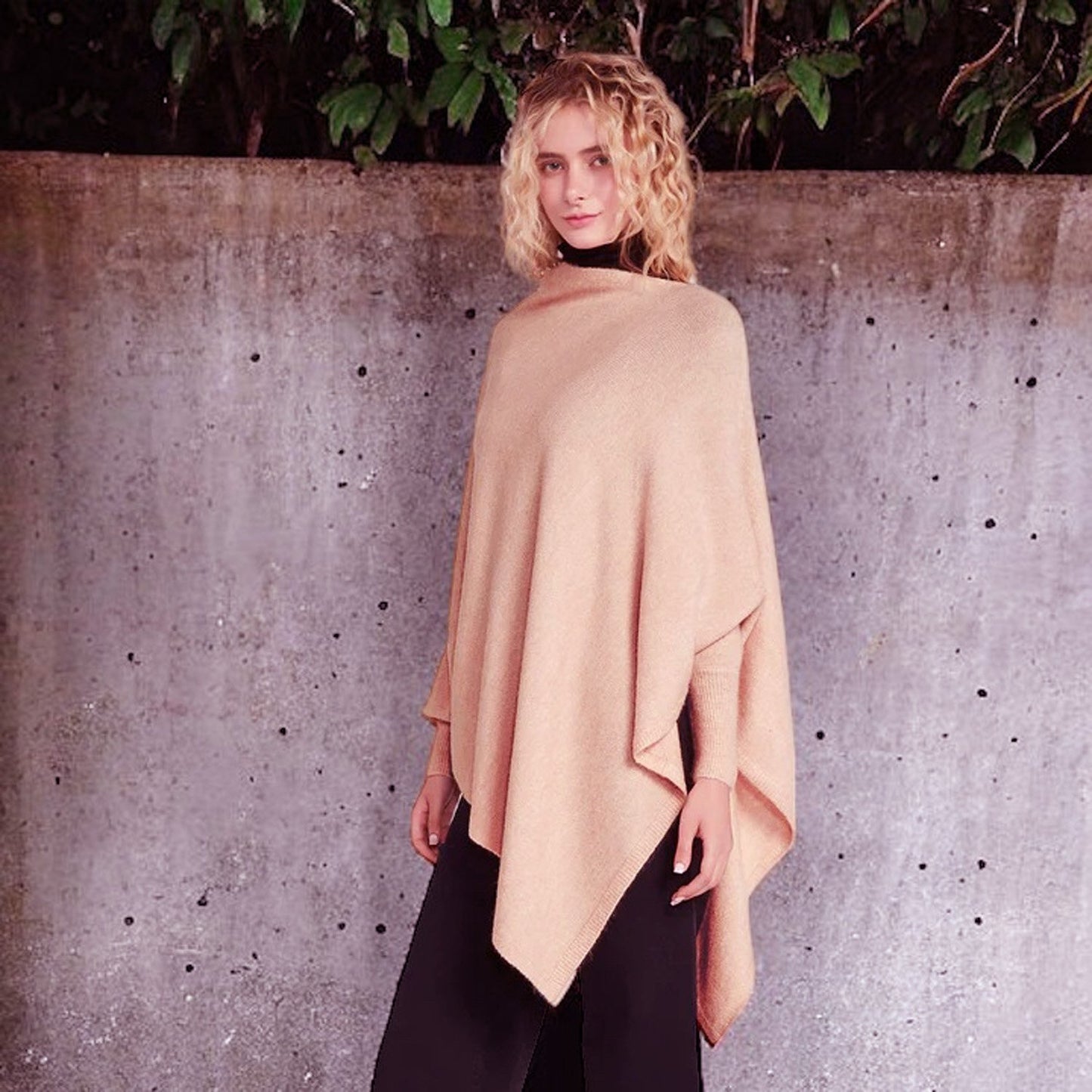 Look by M Triangle Poncho with Sleeves