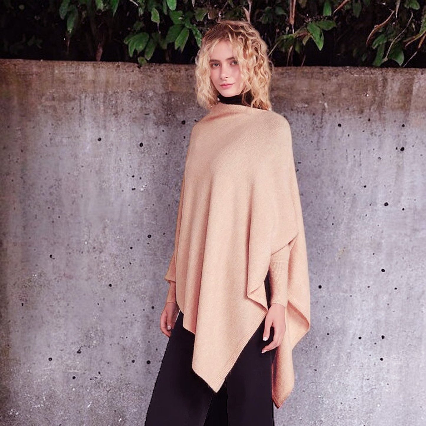 Look by M Triangle Poncho with Sleeves